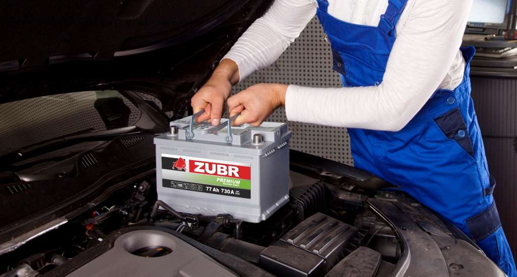 Установка аккумулятора