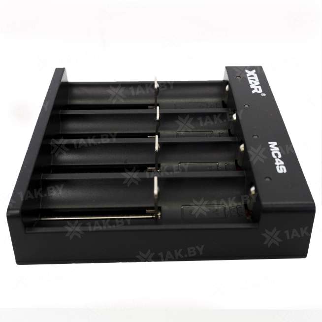 Зарядное устройство XTAR MC4S для аккумуляторных элементов с USB кабелем 0