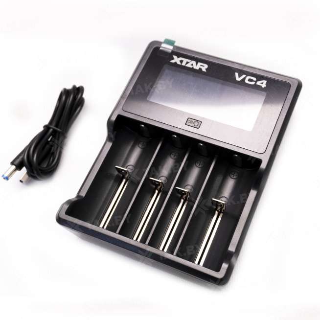 Зарядное устройство XTAR VC4 для аккумуляторных элементов с USB кабелем 2
