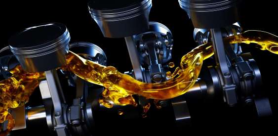 Какое масло заливать в двигатель мотоцикла?