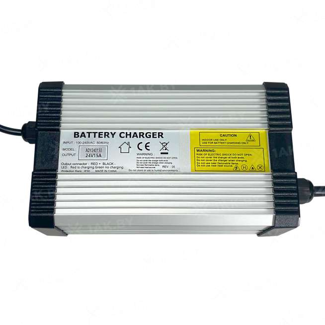 Зарядное устройство ADY24V15A для свинцово-кислотных аккумуляторов в комплекте с коннектором Anderson SB50A красный 2